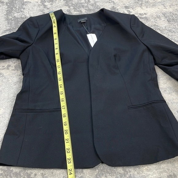NWT Ann Taylor Factory The Cutaway Blazer Open Front Contemporary Black Sz 4 - Picture 4 of 9